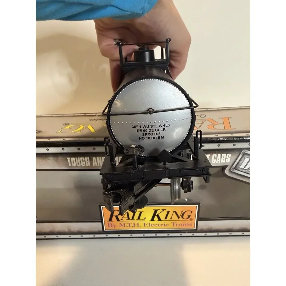 MTH RailKing New York Central NYC Die-Cast Tank Car #16037 O-Gauge 30-8104
